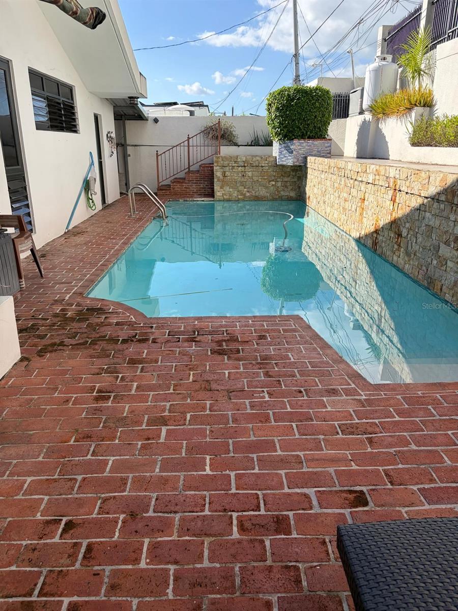 URBANIZACION TORRIMAR - Residential