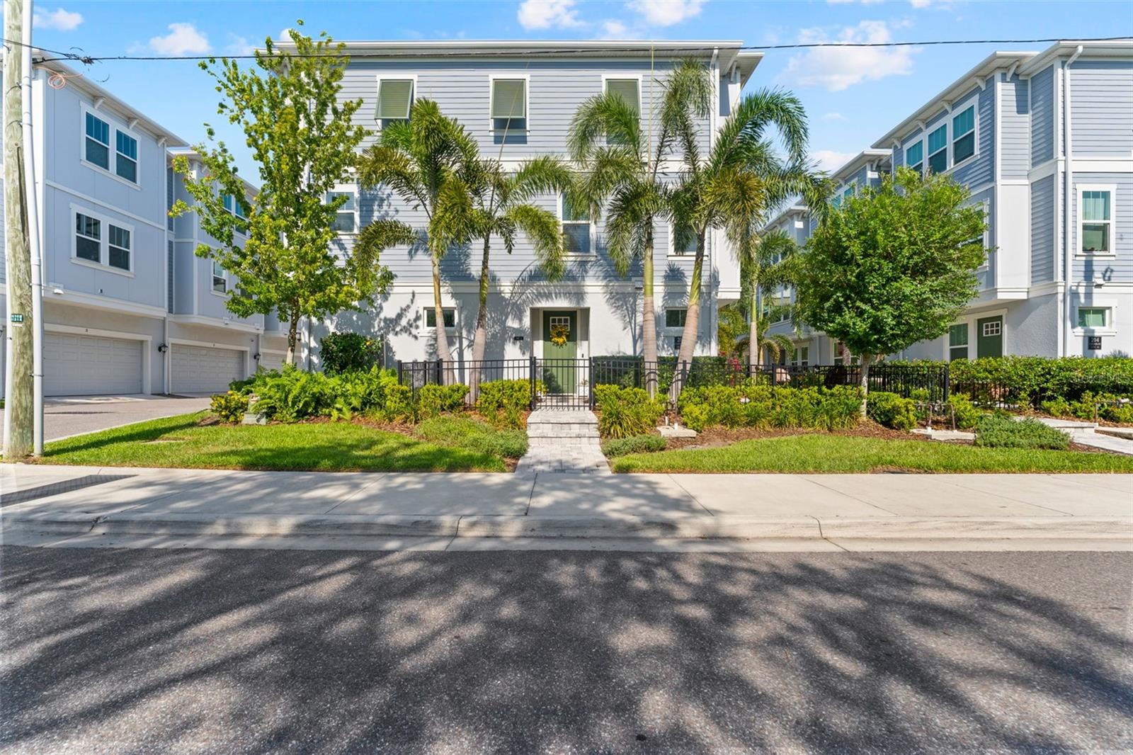 202 S TAMPANIA AVE 3