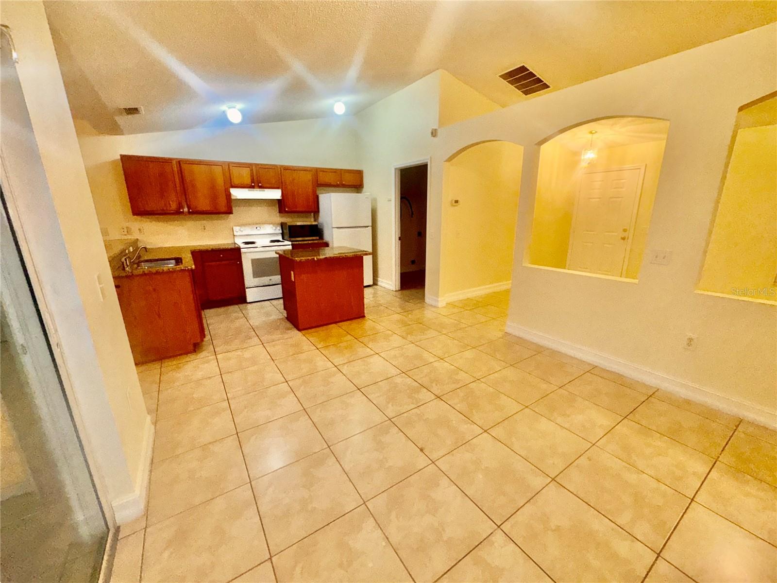 POINCIANA NBHD 1 VLG 2 - Residential Lease