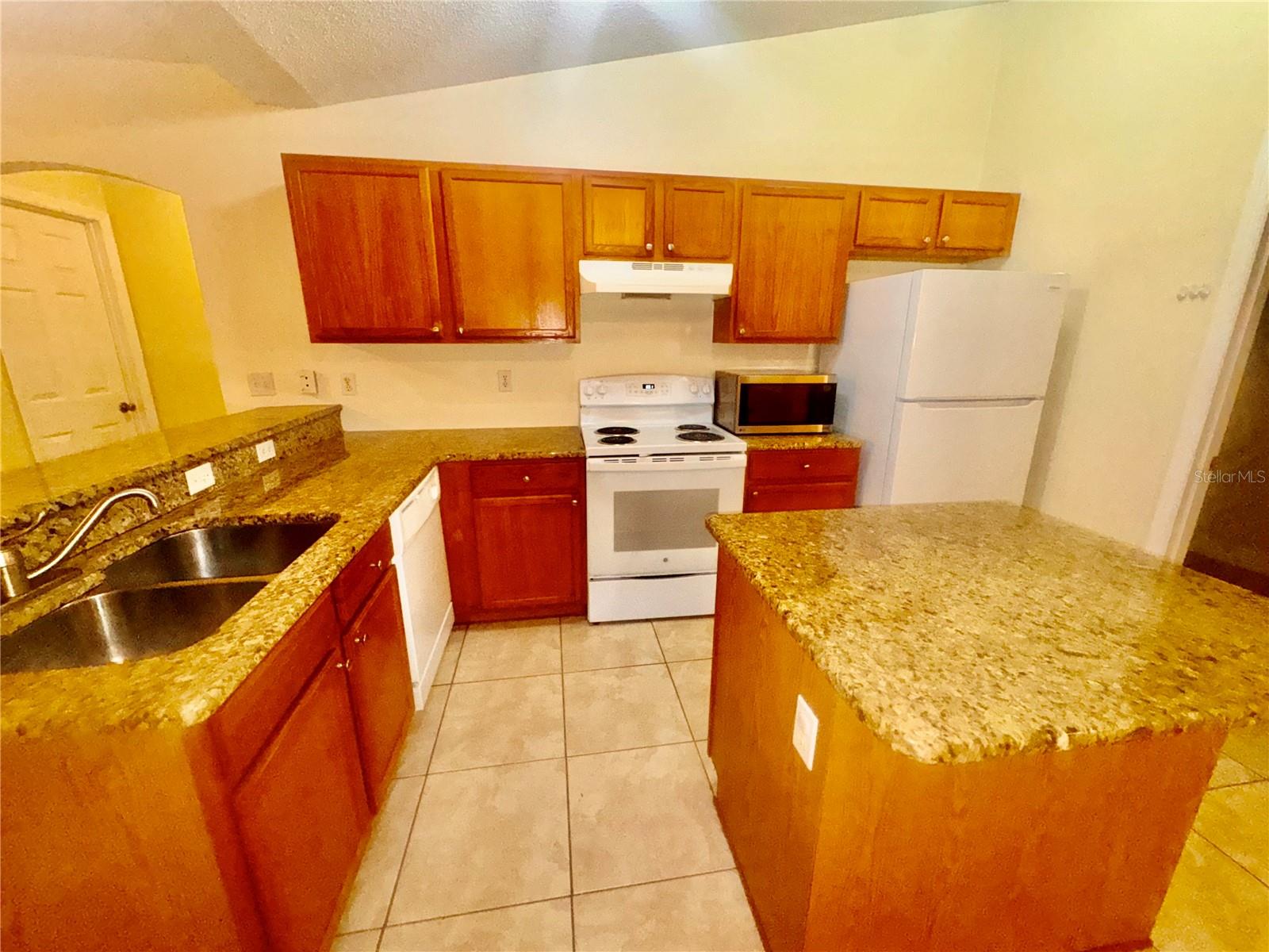 POINCIANA NBHD 1 VLG 2 - Residential Lease