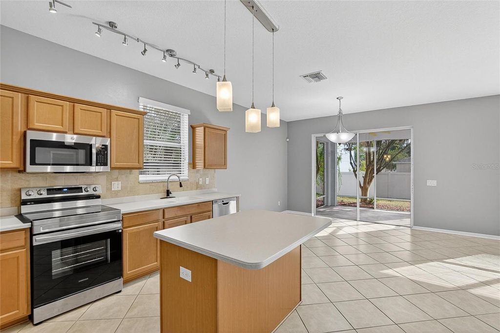 Photo of 1403 Rushgrove Circle, Dover, FL 33527 (MLS # TB8451977)