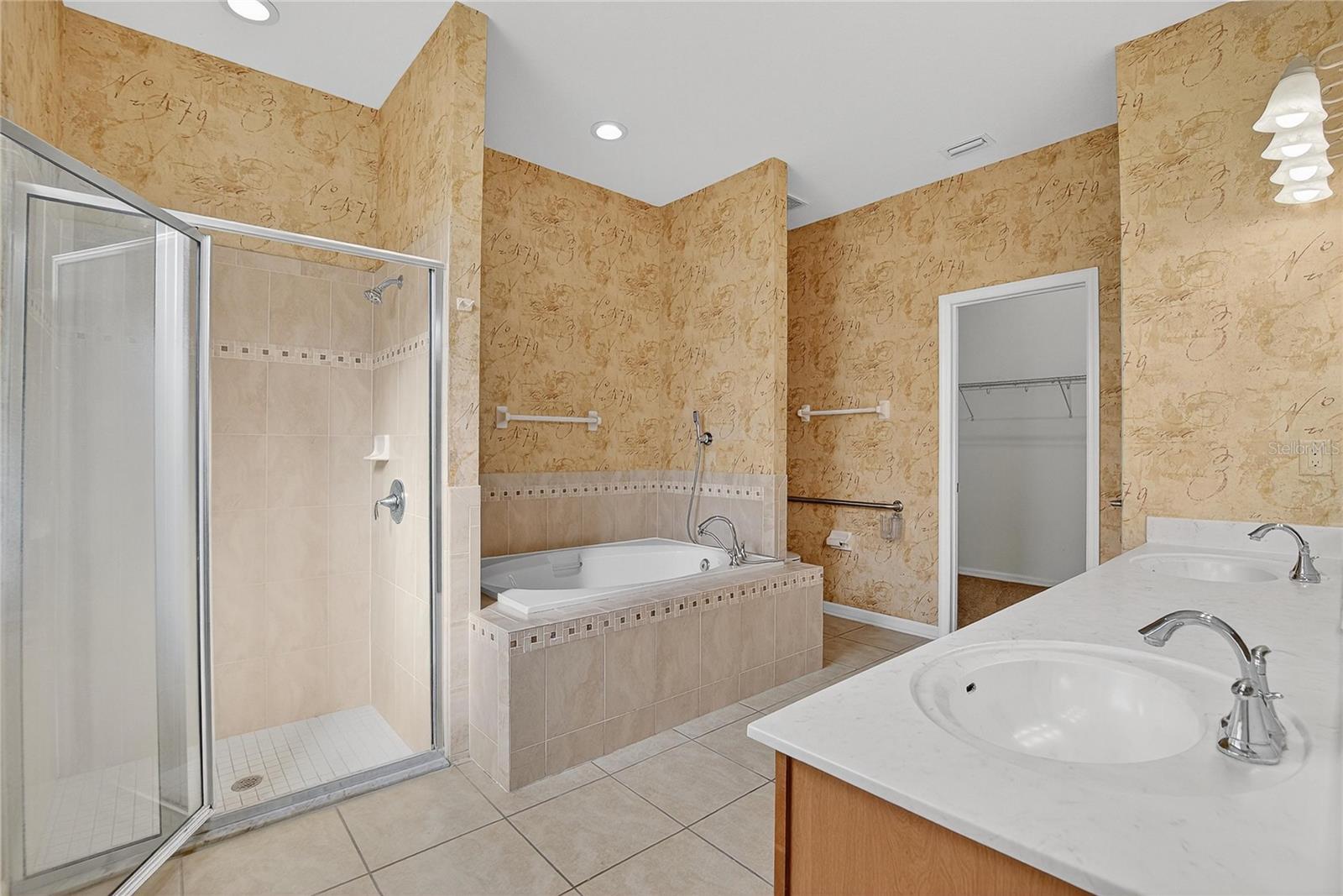 RIDGE CREST SUB UNIT 3 - Residential