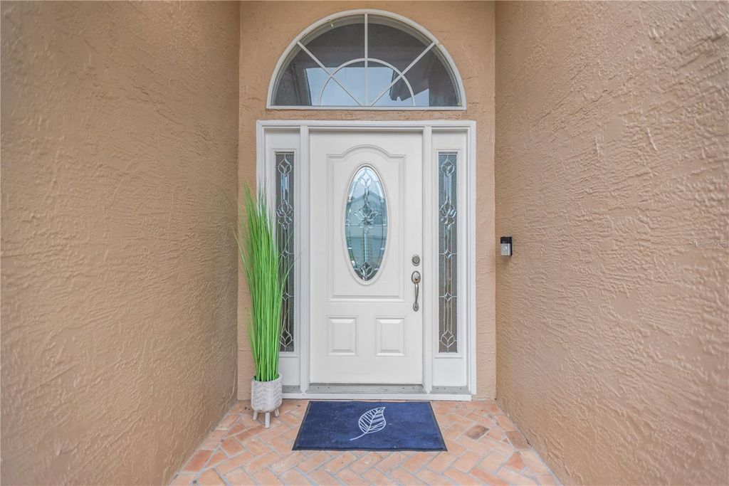 Photo of 9806 Sunnyoak Drive, Riverview, FL 33569 (MLS # TB8423841)