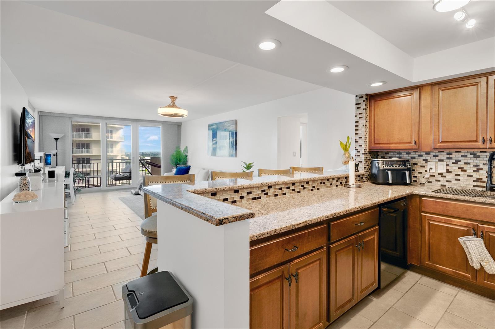 2947 S ATLANTIC AVENUE 601