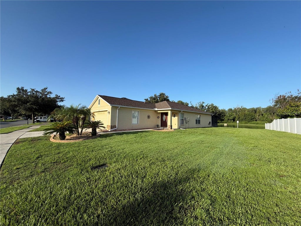 Photo of 9847 Edmonton Drive, Land O Lakes, FL 34638 (MLS # TB8511996)