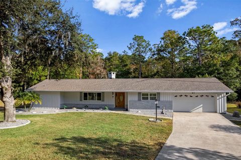 Photo of 27 Beverly Court, Homosassa, FL 34446 (MLS # OM713327)