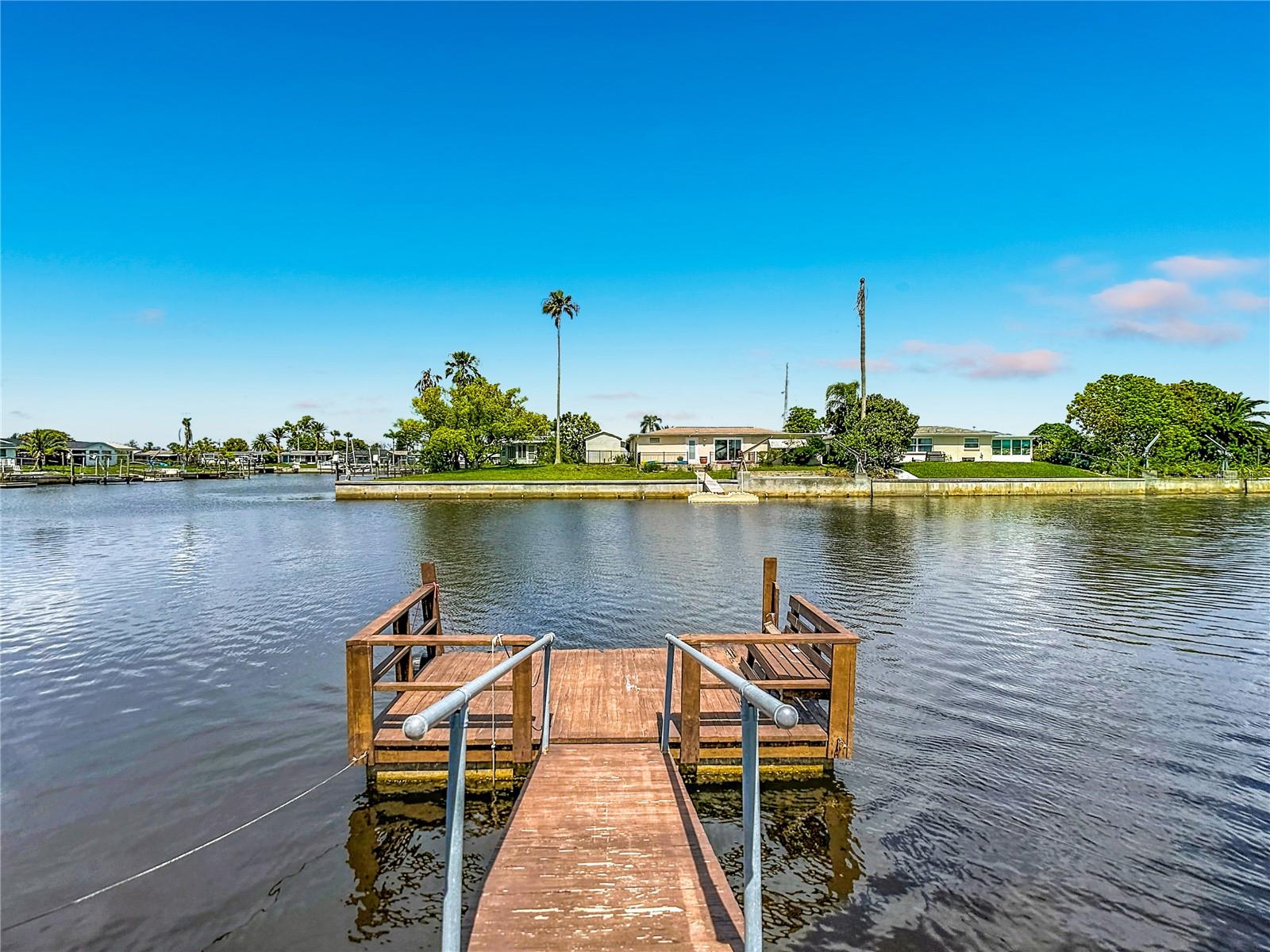 LEISURE BEACH - Residential