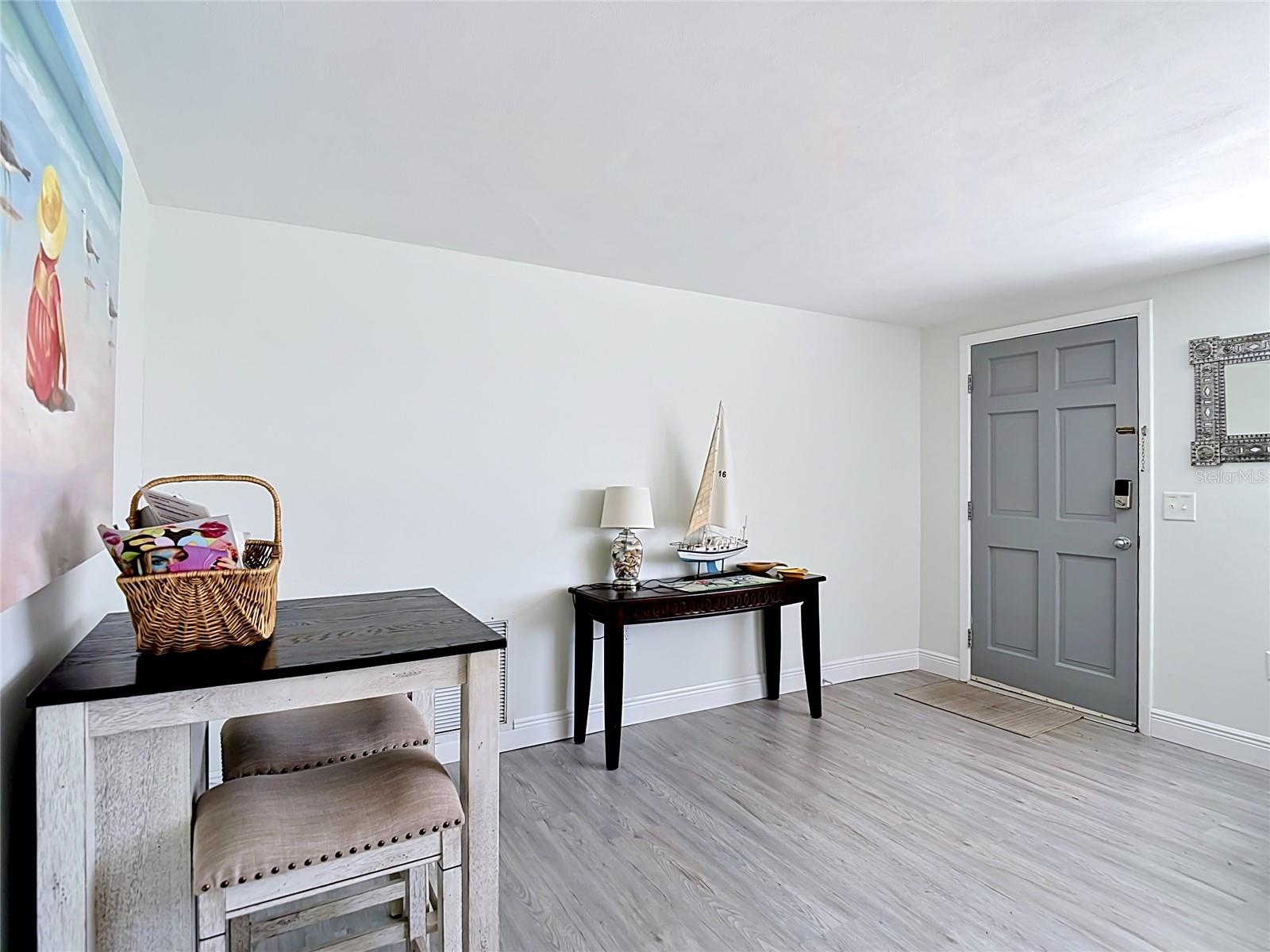 LEISURE BEACH - Residential