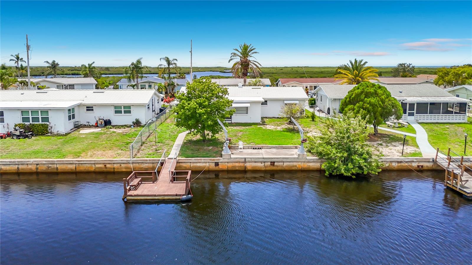 LEISURE BEACH - Residential