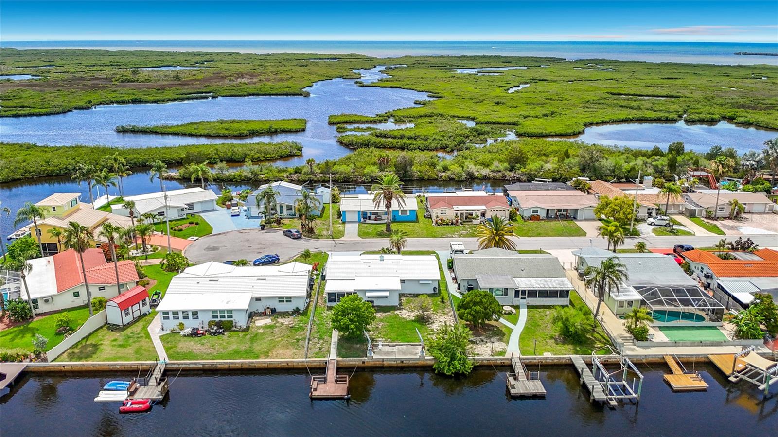 LEISURE BEACH - Residential