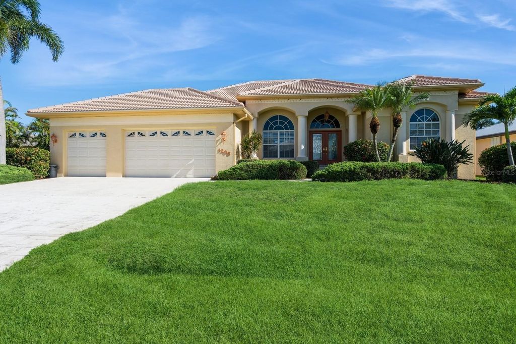 Photo of 1208 Bobwhite Court, Punta Gorda, FL 33950 (MLS # C7512905)