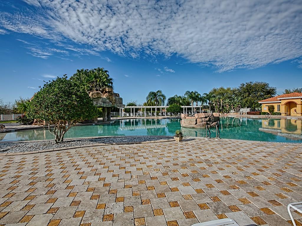 ENCLAVE/LAKESIDE LNDGS - Residential