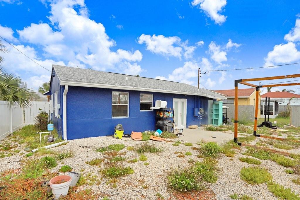 MADEIRA BEACH - Residential