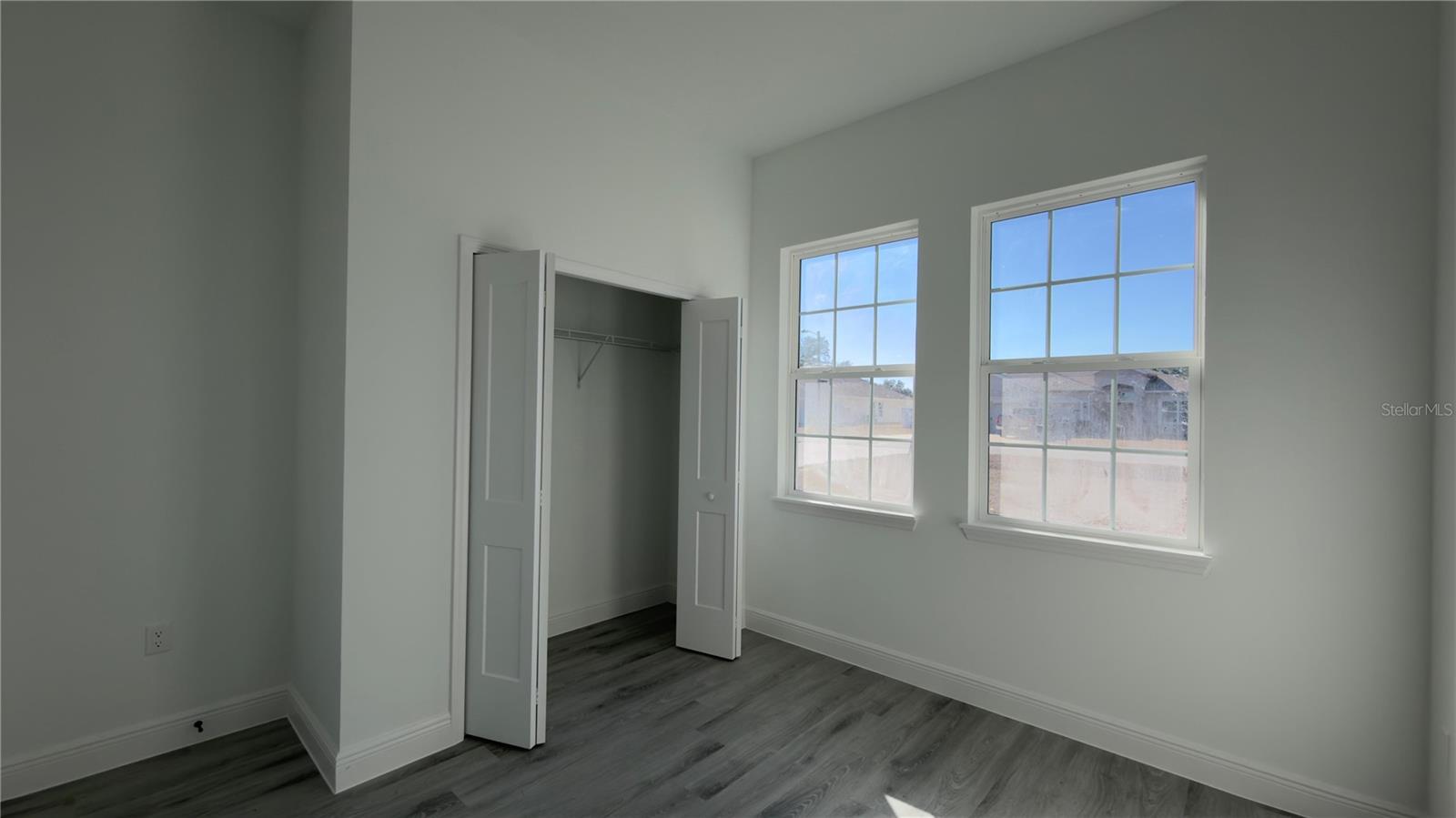 MARION OAKS - Residential