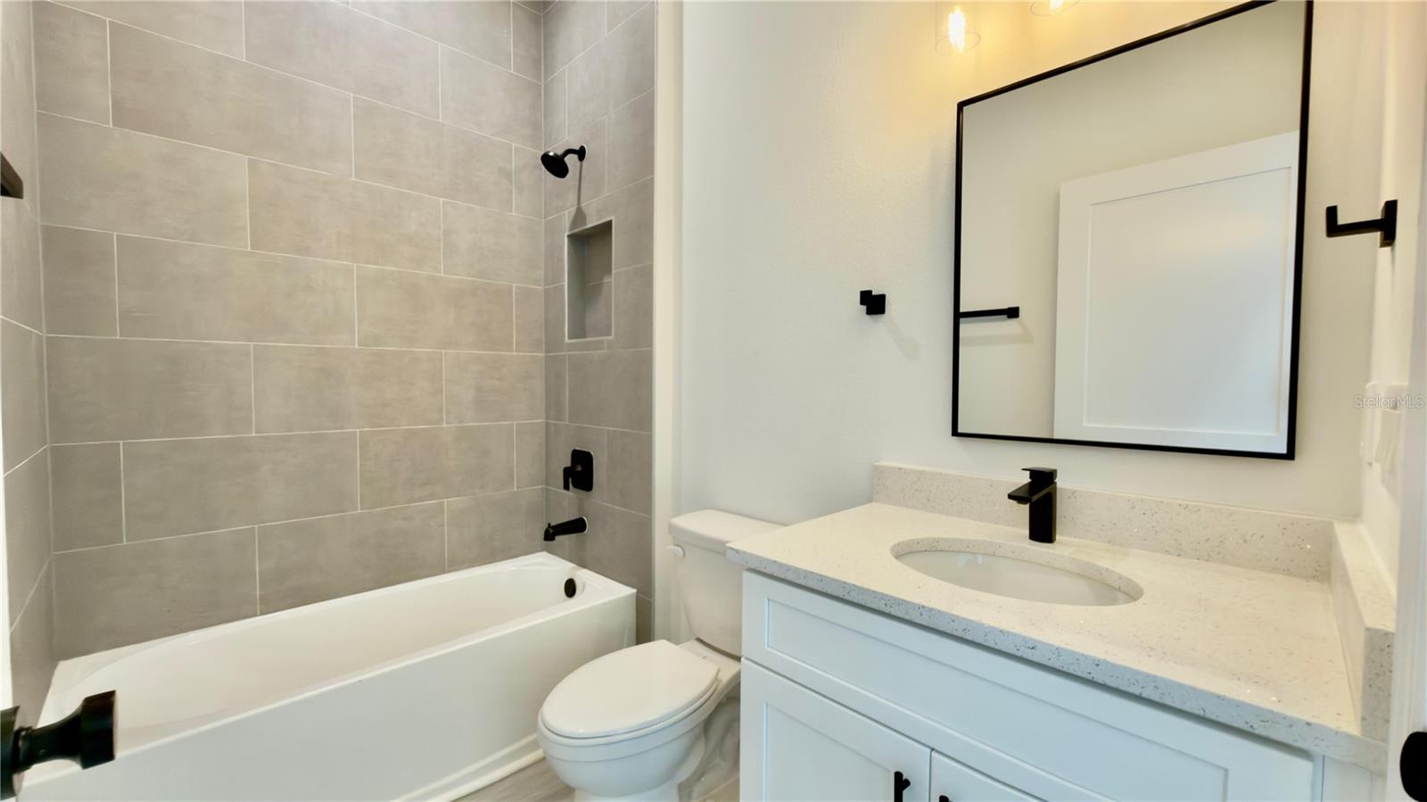 MARION OAKS - Residential