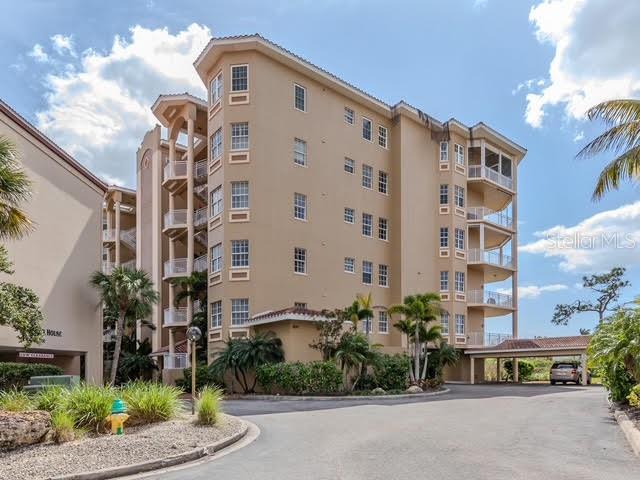 BLACKBURN HARBOR RESIDENCES - Residential