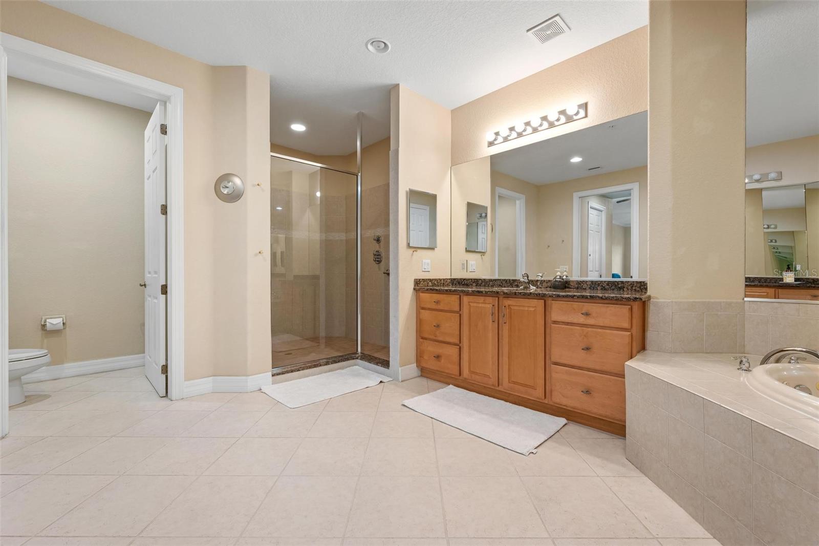 BLACKBURN HARBOR RESIDENCES - Residential