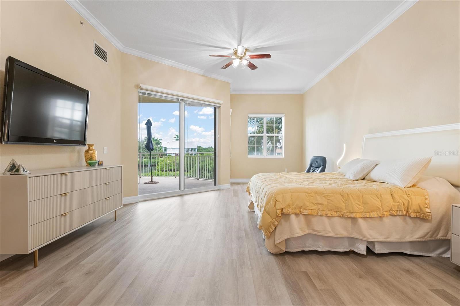 BLACKBURN HARBOR RESIDENCES - Residential