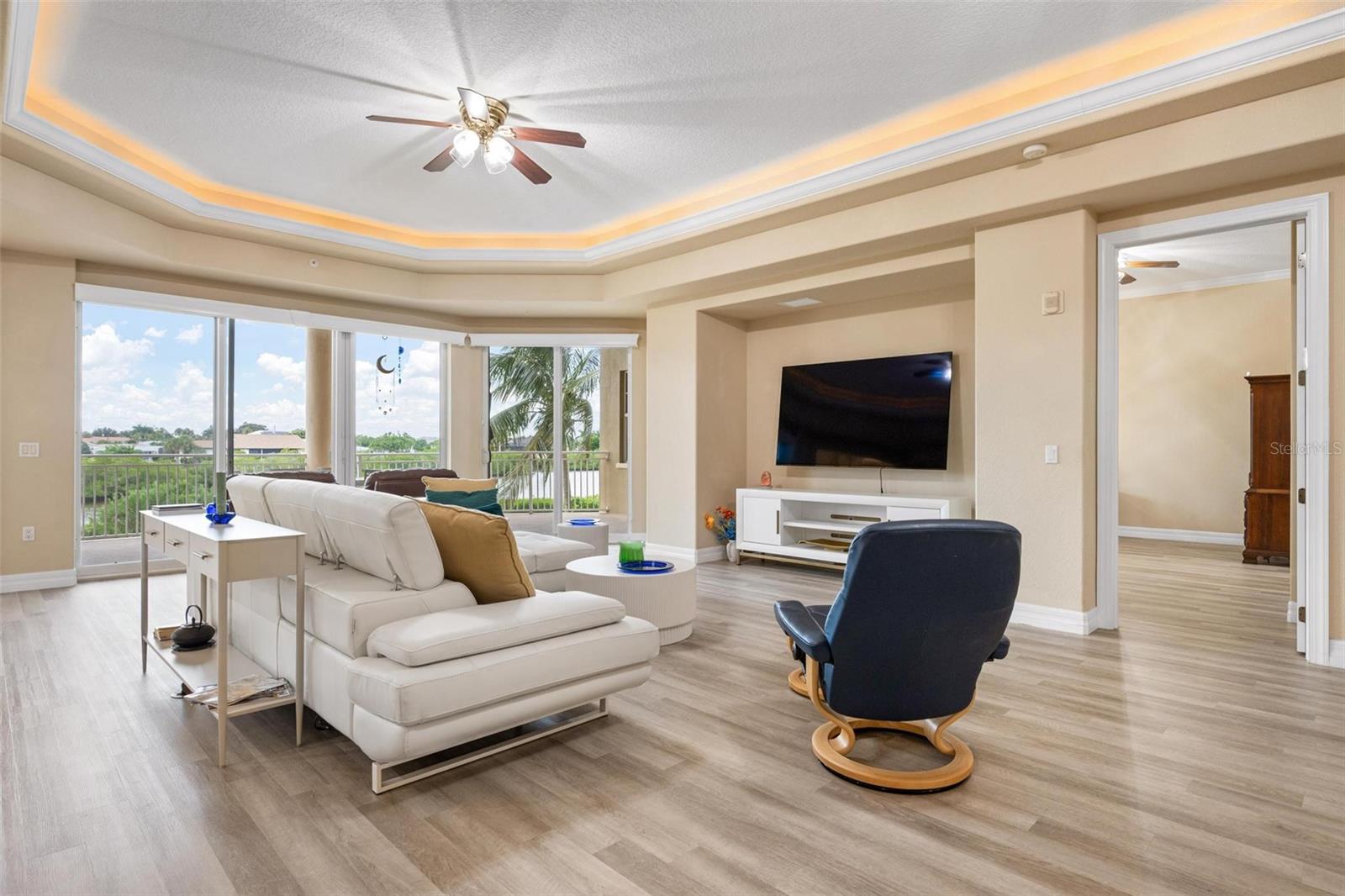 BLACKBURN HARBOR RESIDENCES - Residential