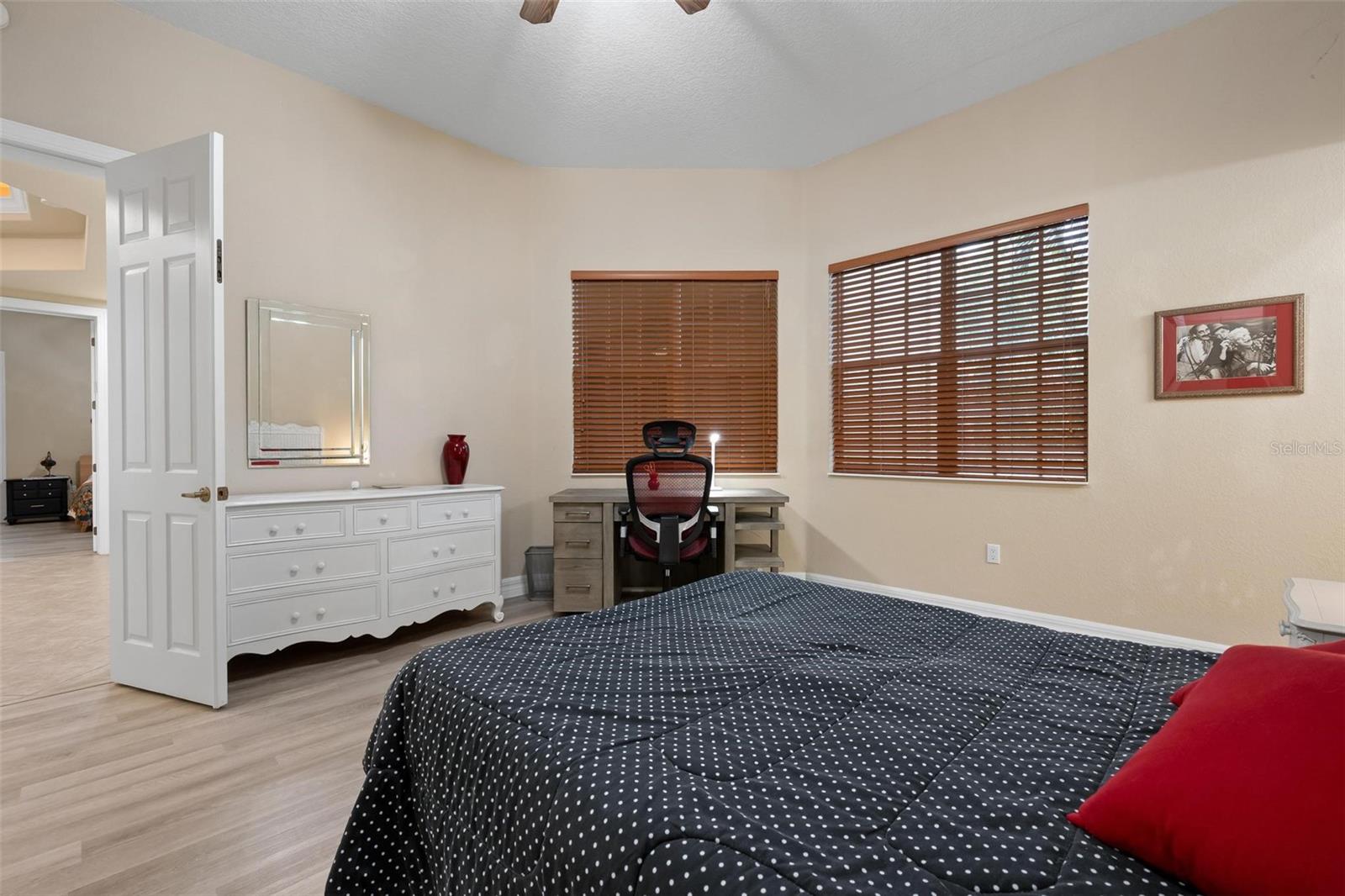 BLACKBURN HARBOR RESIDENCES - Residential