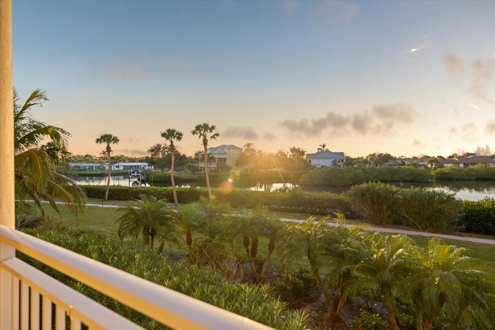 BLACKBURN HARBOR RESIDENCES - Residential