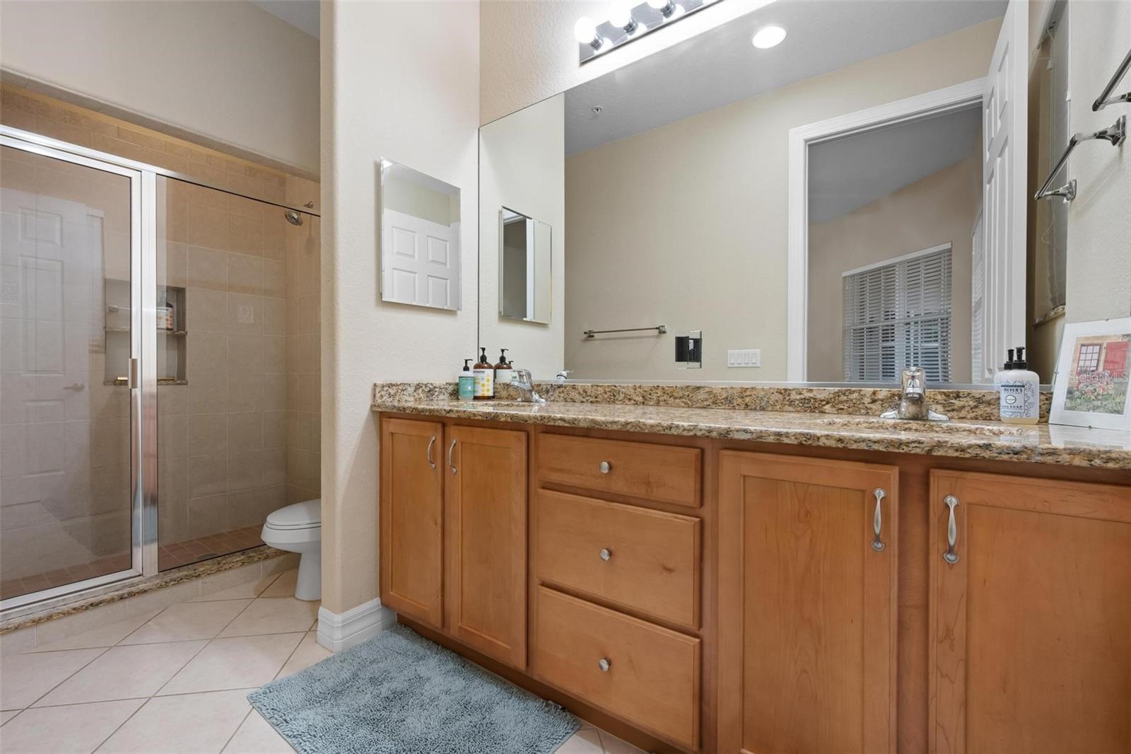 BLACKBURN HARBOR RESIDENCES - Residential