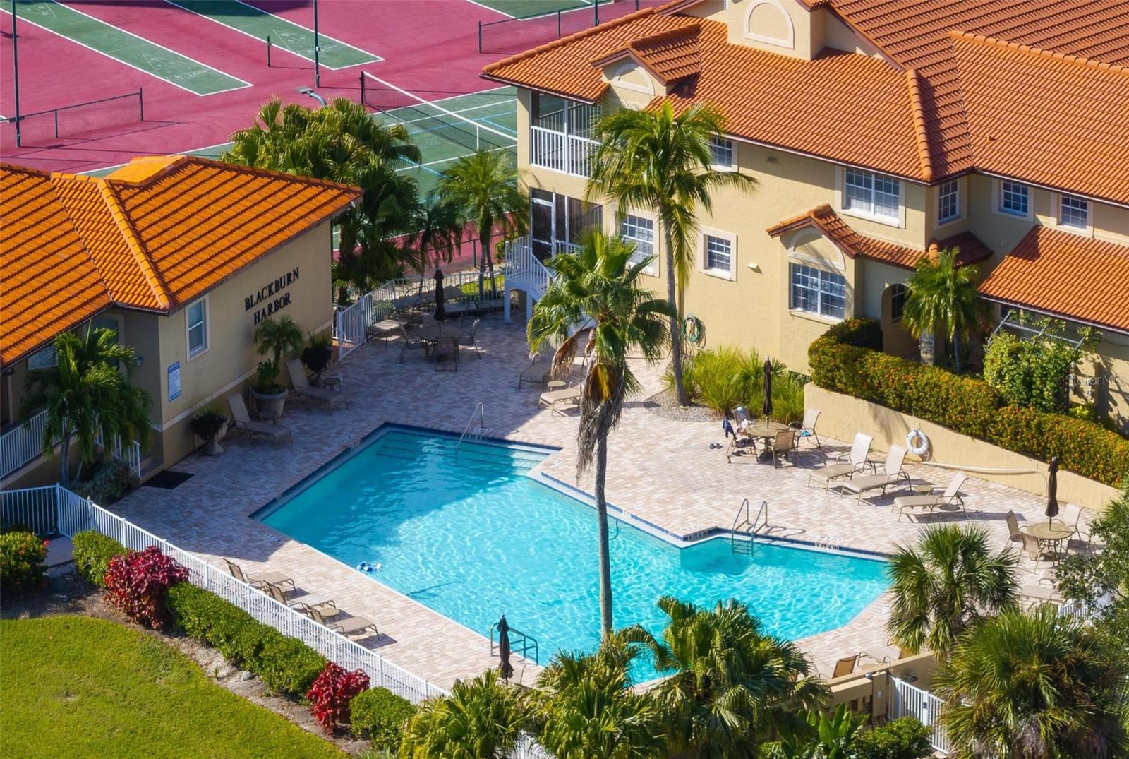 BLACKBURN HARBOR RESIDENCES - Residential