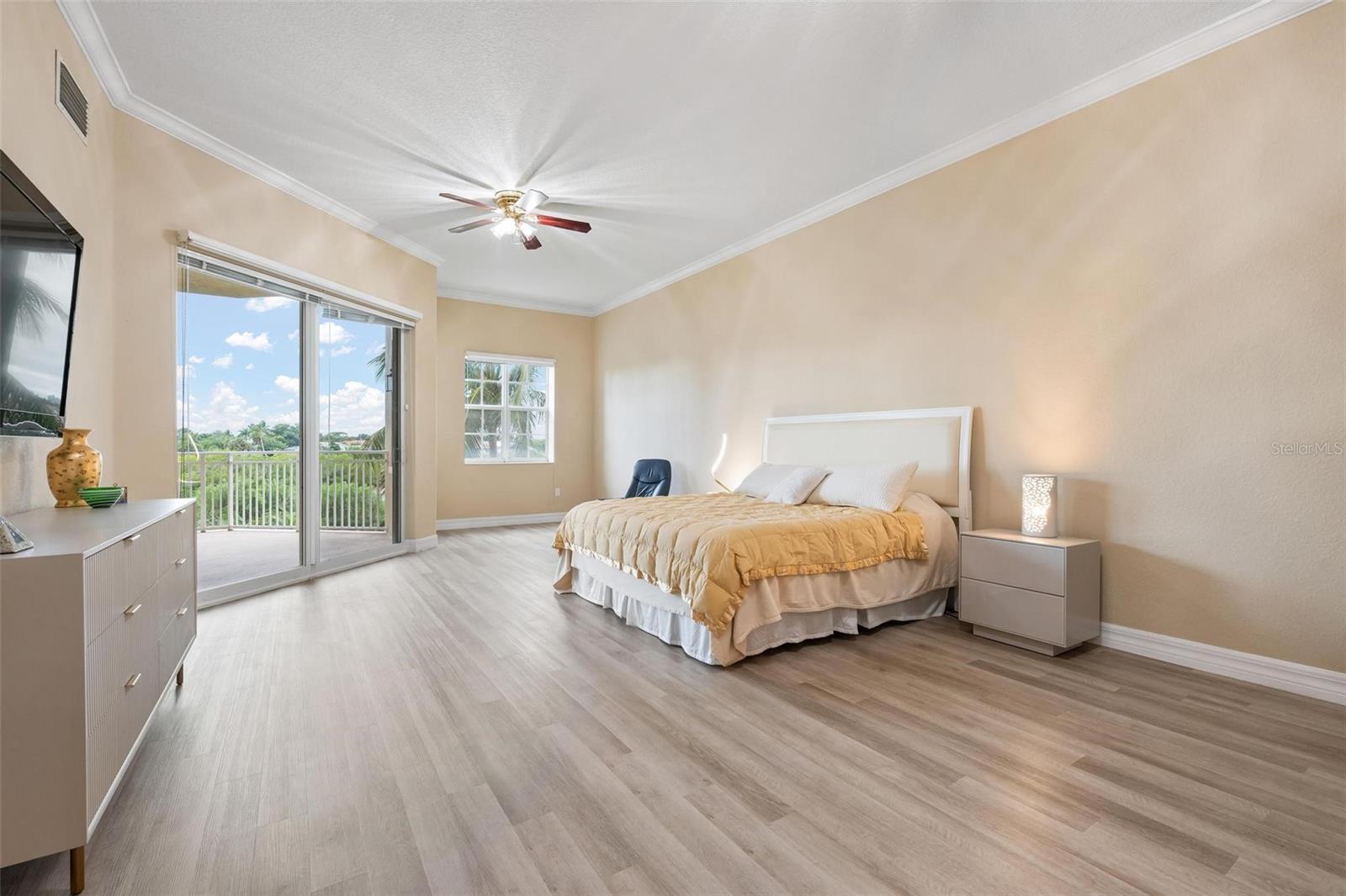 BLACKBURN HARBOR RESIDENCES - Residential