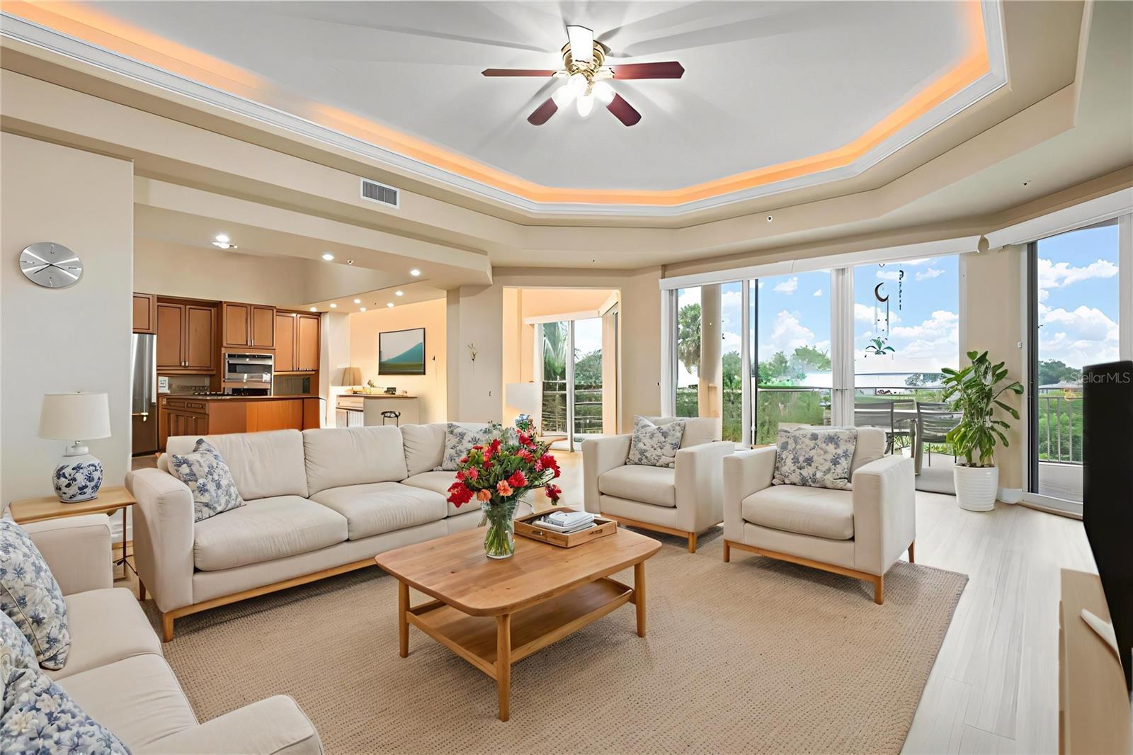 BLACKBURN HARBOR RESIDENCES - Residential