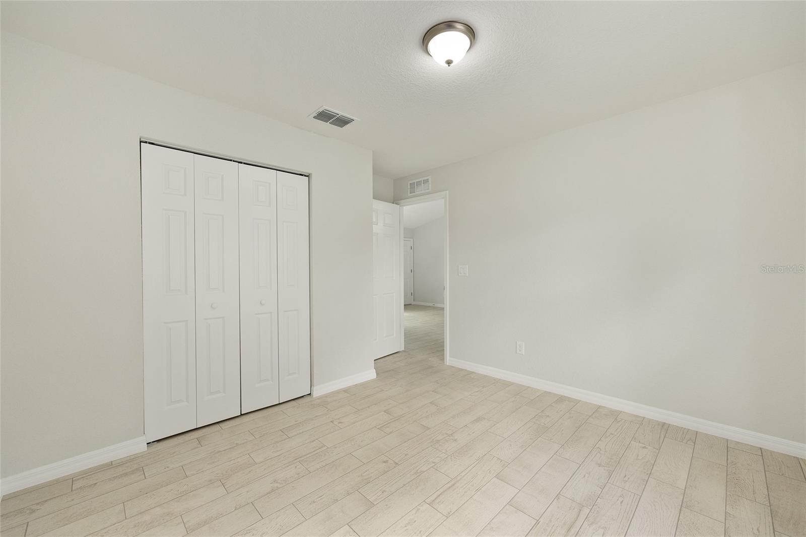 SILVER SPGS SHORES UN 25 - Residential