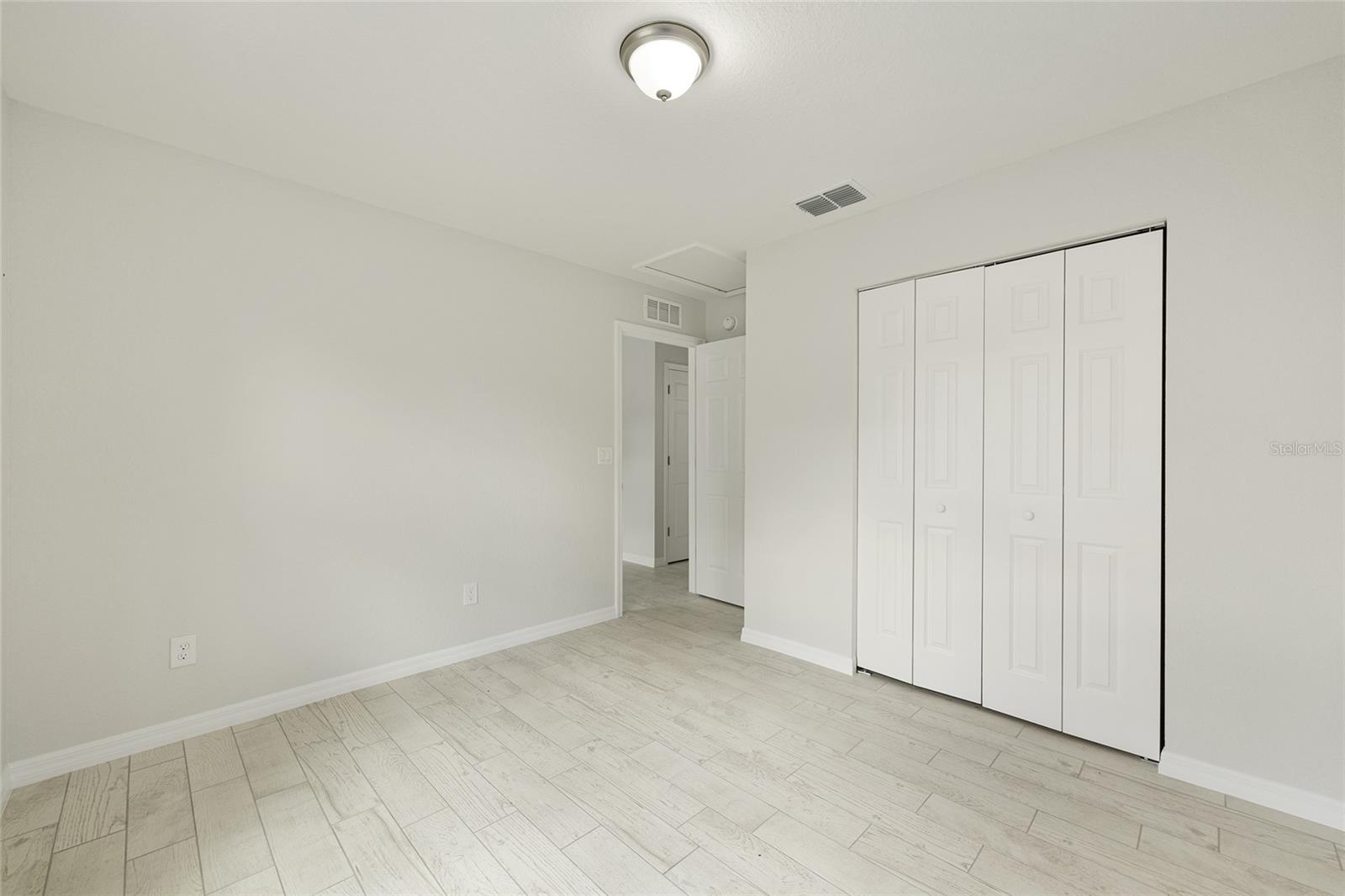 SILVER SPGS SHORES UN 25 - Residential