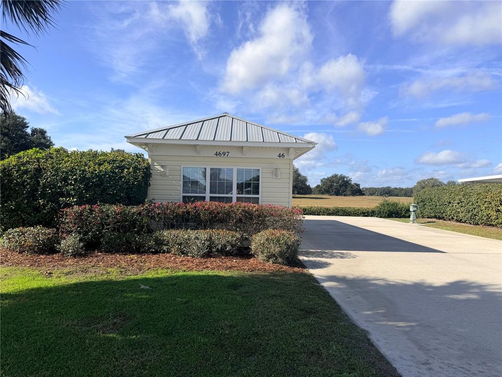 Photo of 4697 SE 94th Avenue, Webster, FL 33597 (MLS # G5105769)