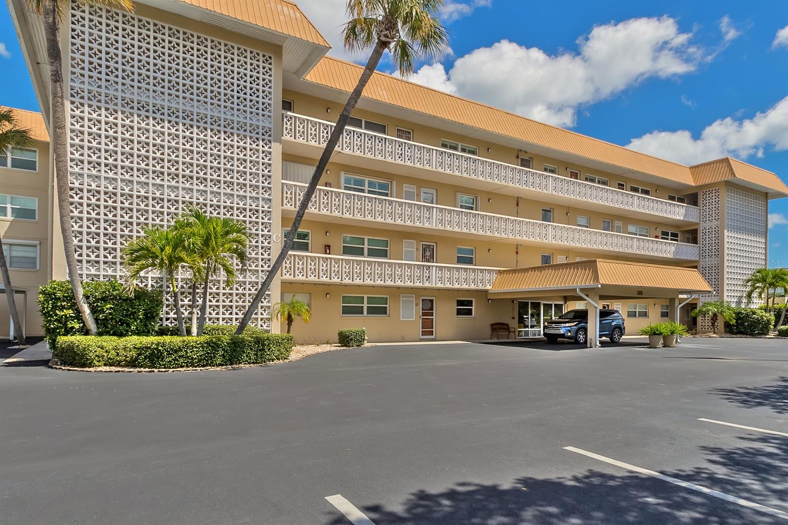 Waterway West Condo - Residential