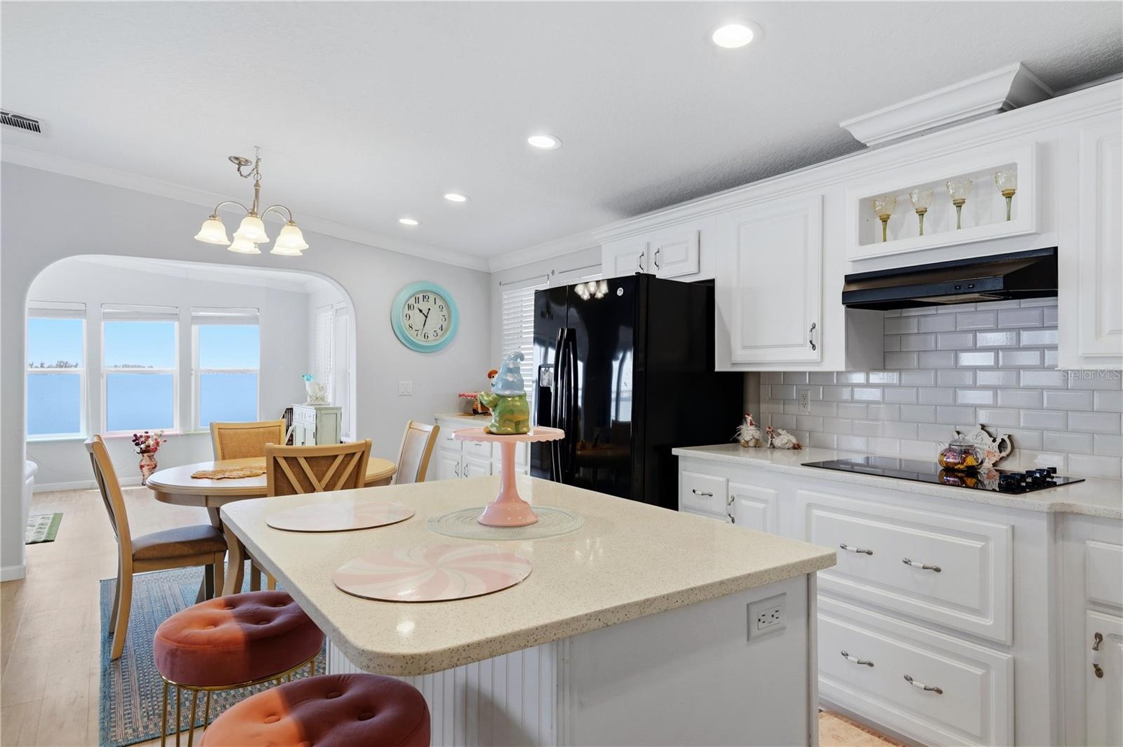 34 BAYVIEW DRIVE, BRADENTON, FL, 34210 3 34 BAYVIEW DRIVE