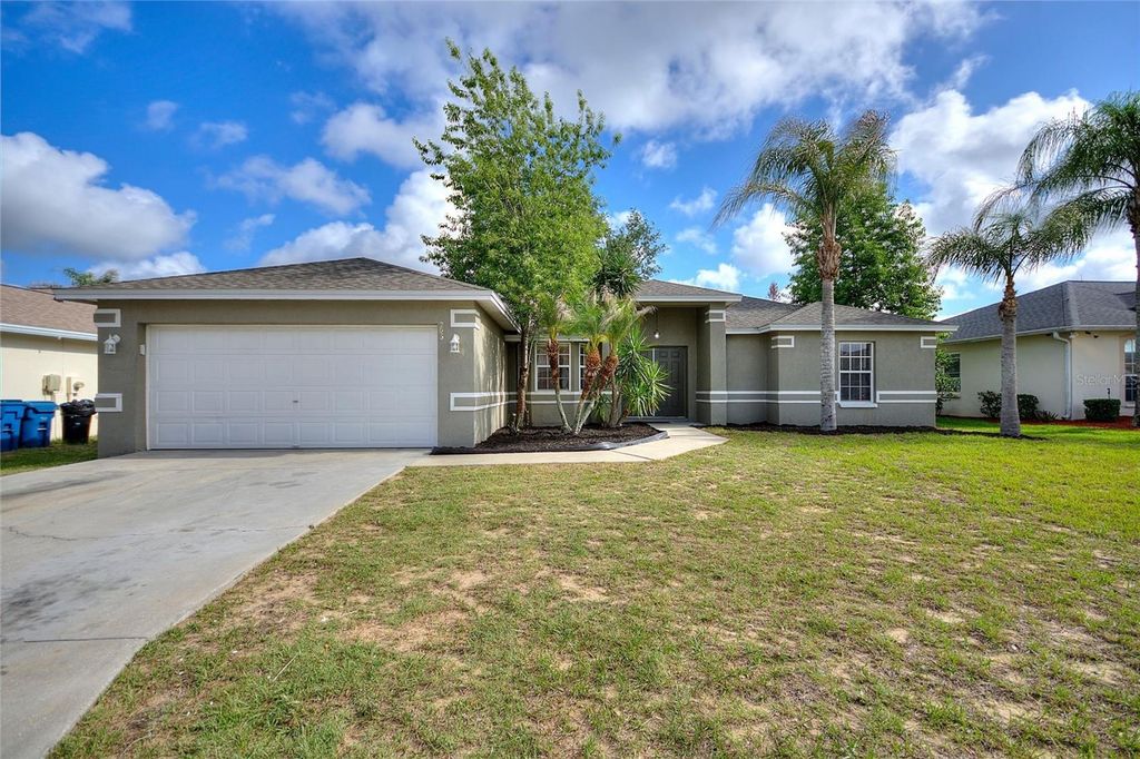 Photo of 206 Windridge Street, Davenport, FL 33837 (MLS # O6409583)