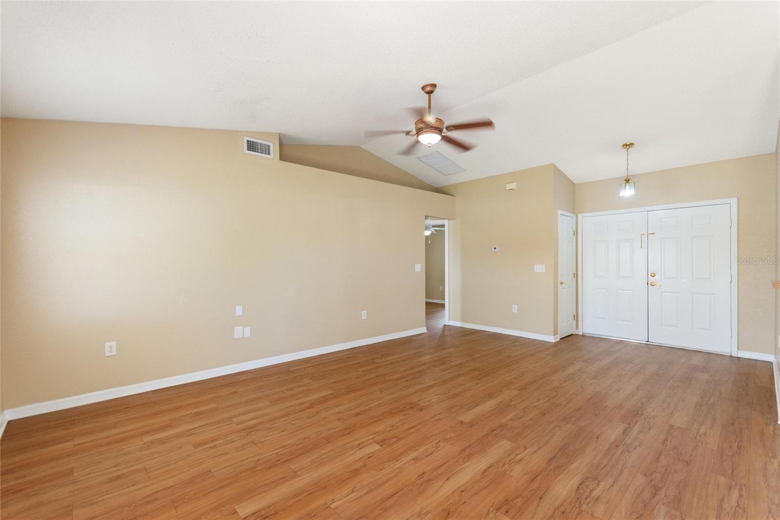 HIGHLAND SQUARE PH 2 - Residential