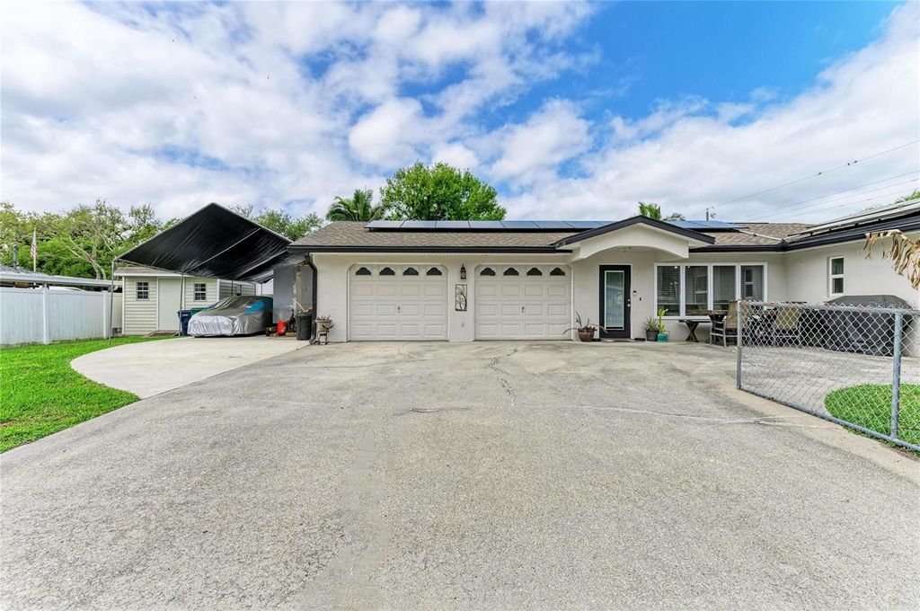 Photo of 1601 9th Street W, Palmetto, FL 34221 (MLS # A4686488)