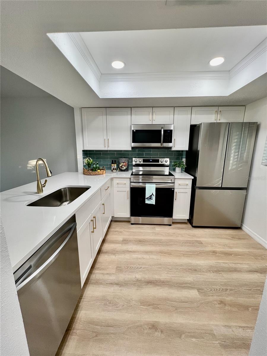 3504 BENEVA ROAD 206