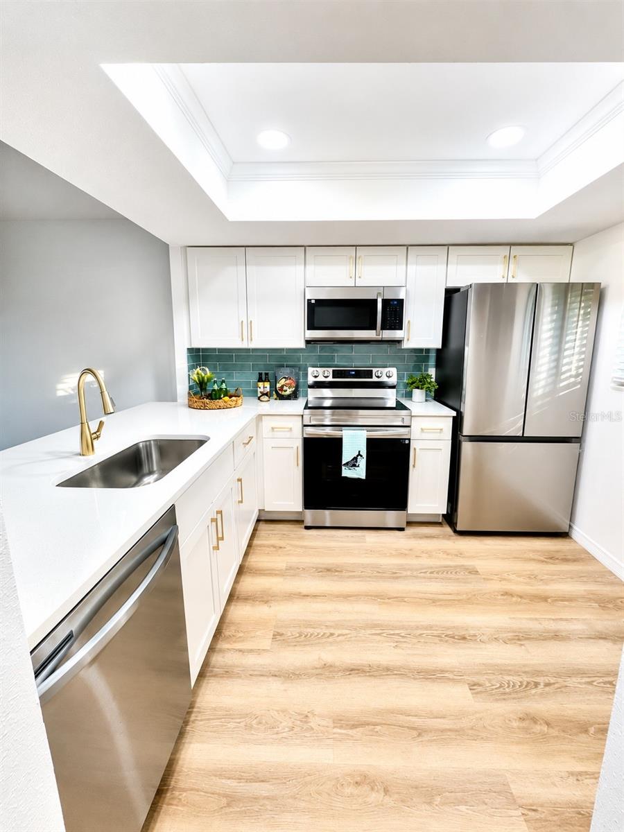 3504 BENEVA ROAD 206