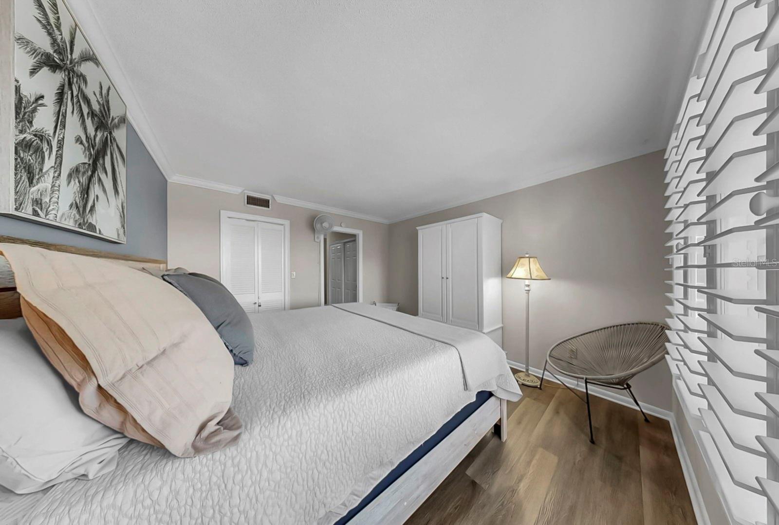 BAYWAY ISLES POINT BRITTANY FIVE - Residential