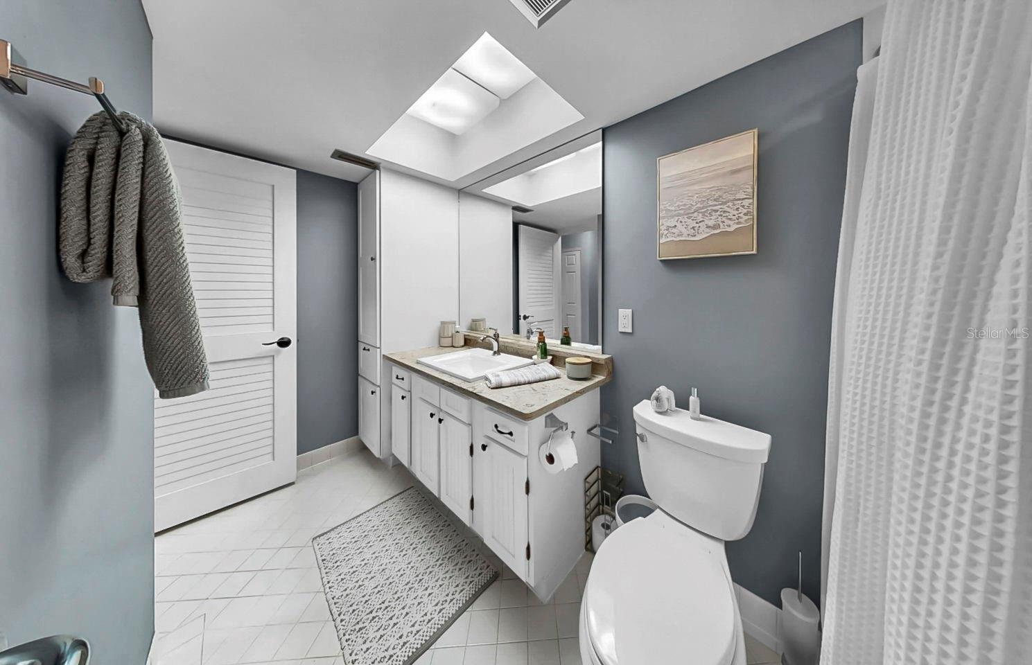 BAYWAY ISLES POINT BRITTANY FIVE - Residential