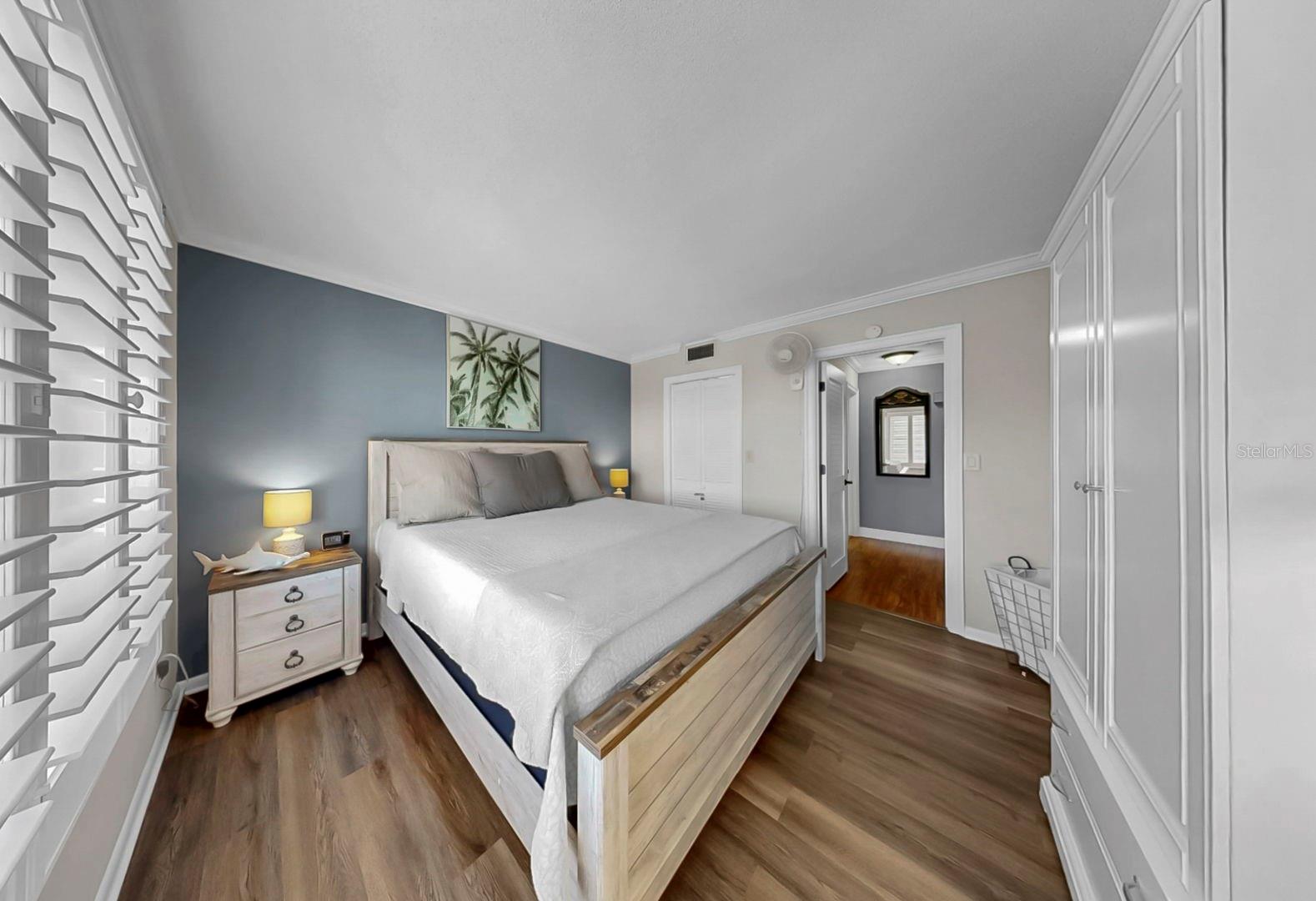 BAYWAY ISLES POINT BRITTANY FIVE - Residential