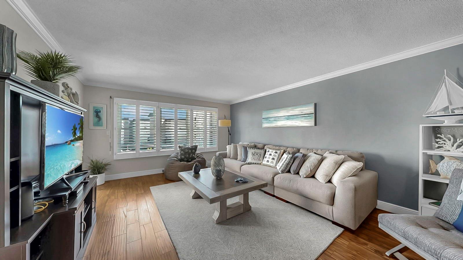 BAYWAY ISLES POINT BRITTANY FIVE - Residential