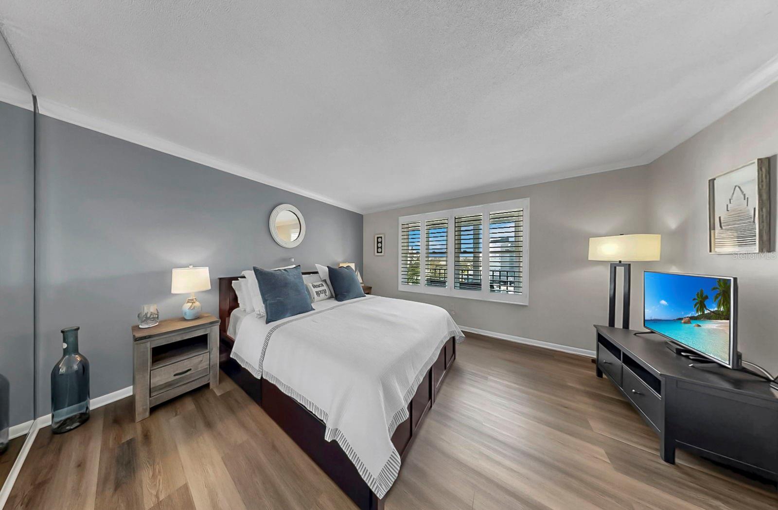 BAYWAY ISLES POINT BRITTANY FIVE - Residential