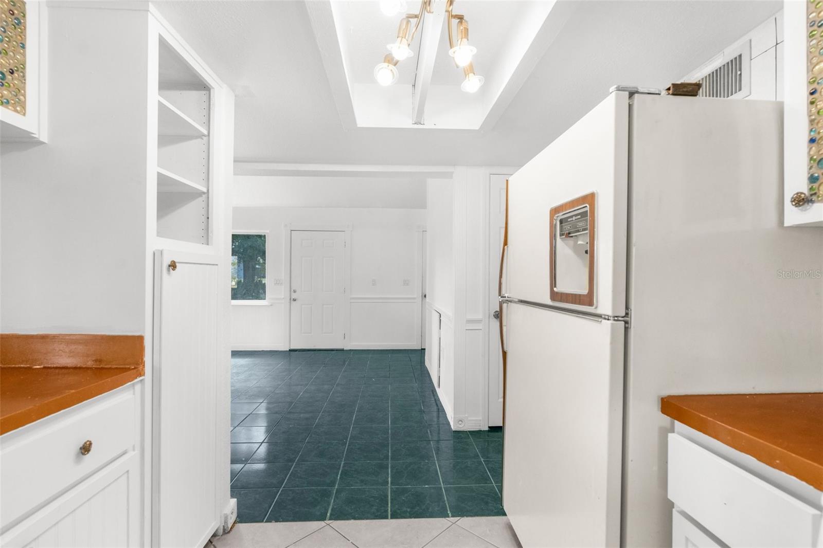 SPRING HILL - Residential