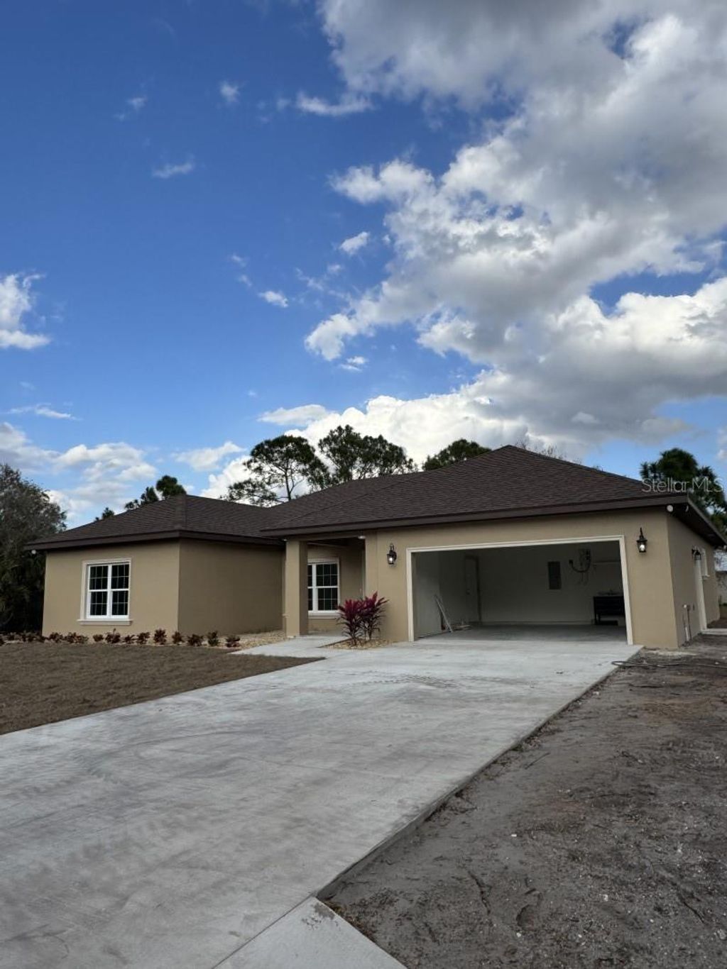 Photo of 3224 NW 27th Avenue, Okeechobee, FL 34972 (MLS # A4679705)