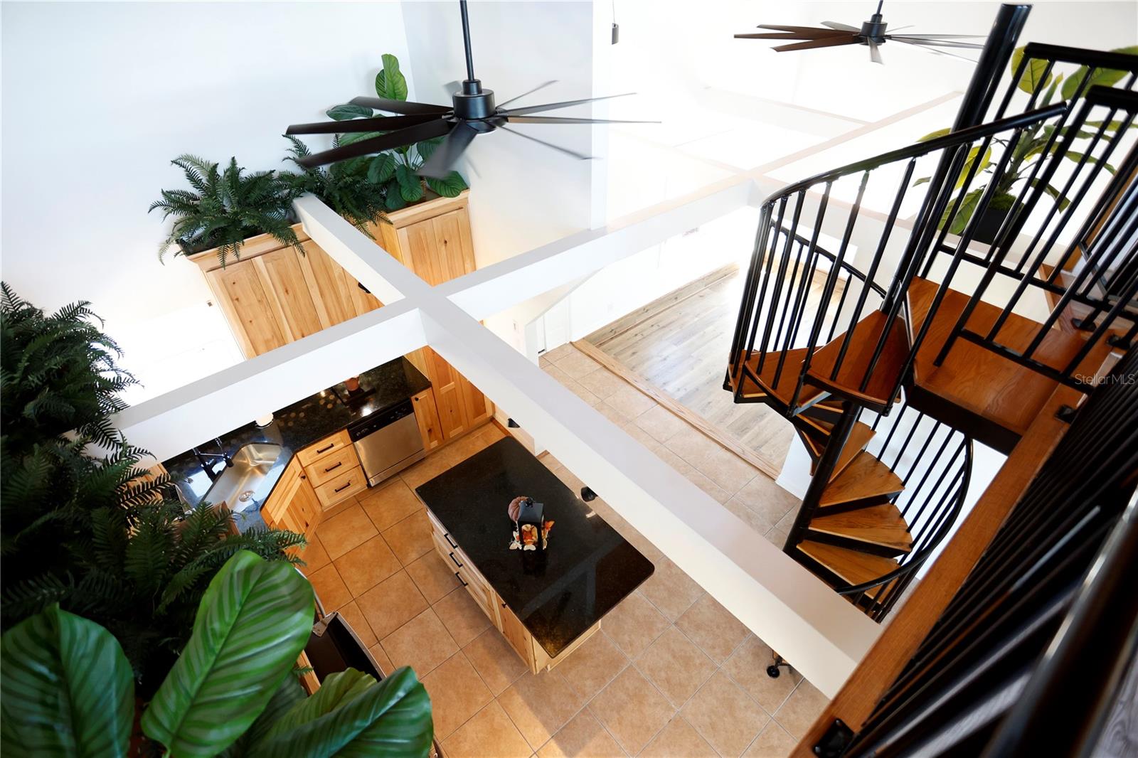 INDIAN BAY COUNTRY HOMES - Residential