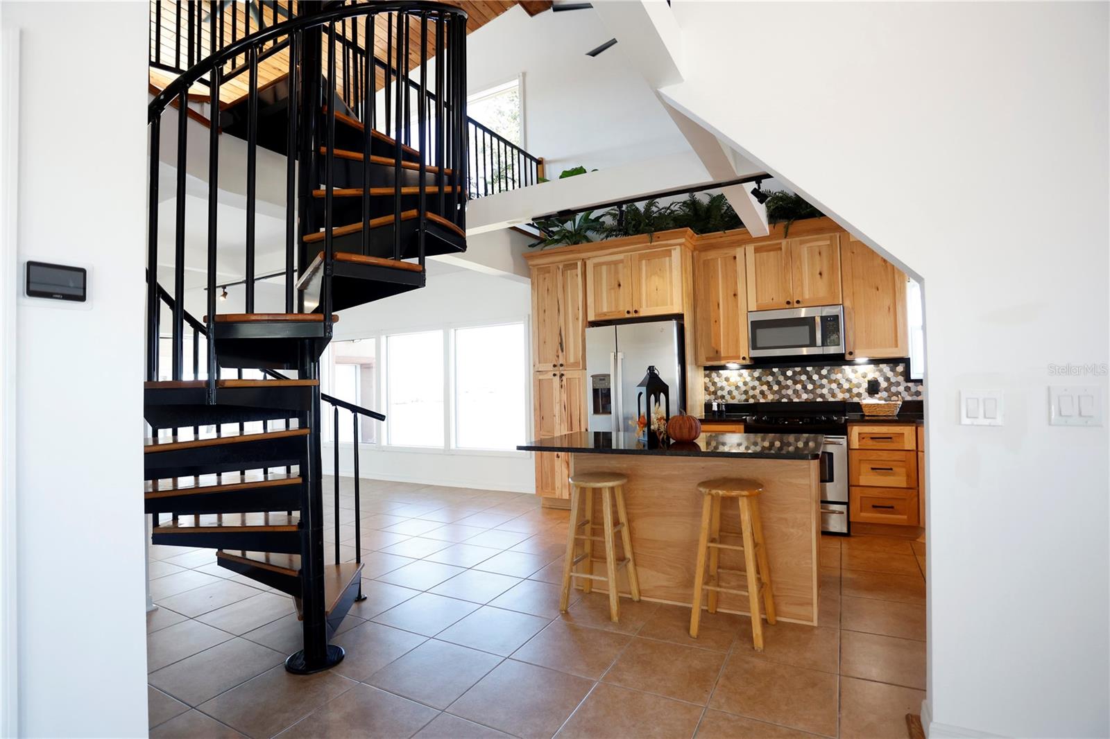 INDIAN BAY COUNTRY HOMES - Residential