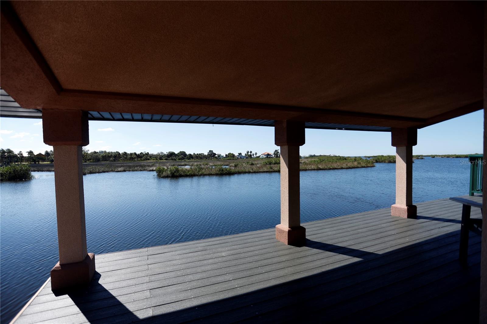 INDIAN BAY COUNTRY HOMES - Residential