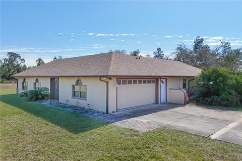 A home in EUSTIS